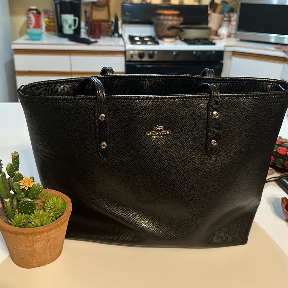 Coach tote - Picture 9 of 13
